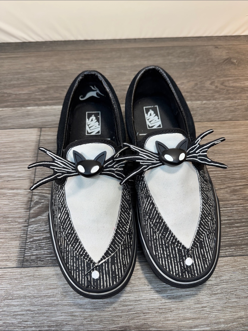DISNEY X VANS NIGHTMARE BEFORE CHRISTMAS CLASSIC SLIP ON SHOES woman’s 9 (h197)